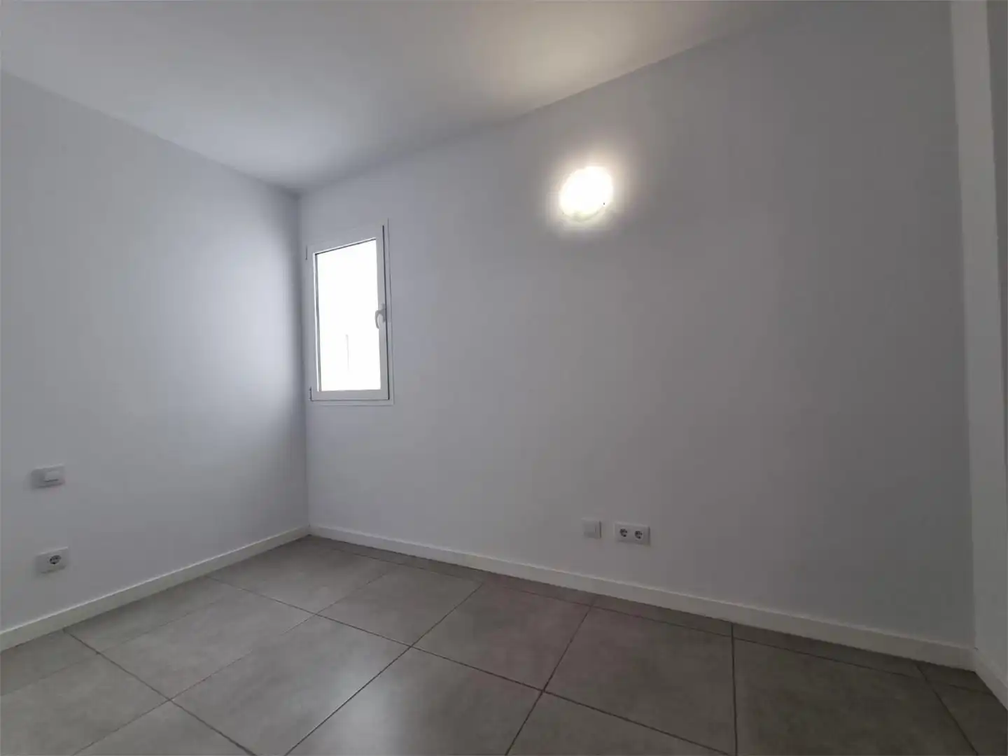 Piso en  Calle Julián Gayarre 4 - Foto 8