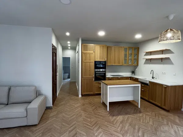 Piso en Avenida Finisterre, 145 - Foto 1