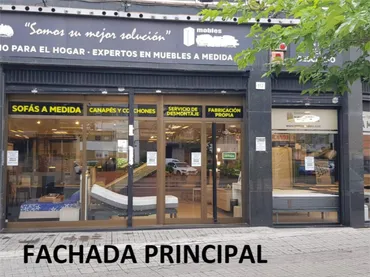 Local comercial en  Travessera Industrial 117 - Foto 1