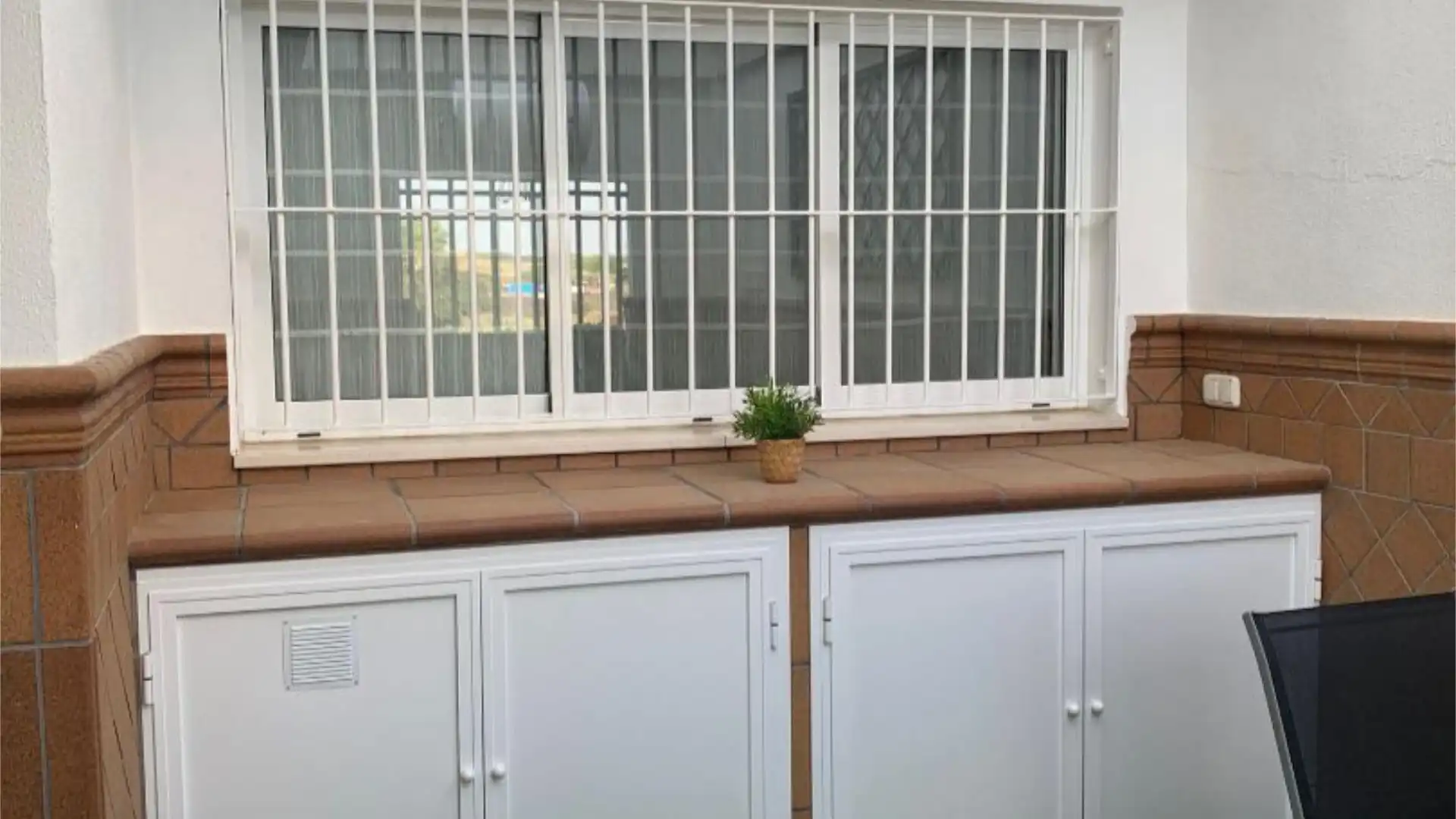 Casa adosada en  Calle de la Hijuela 19 - Foto 17