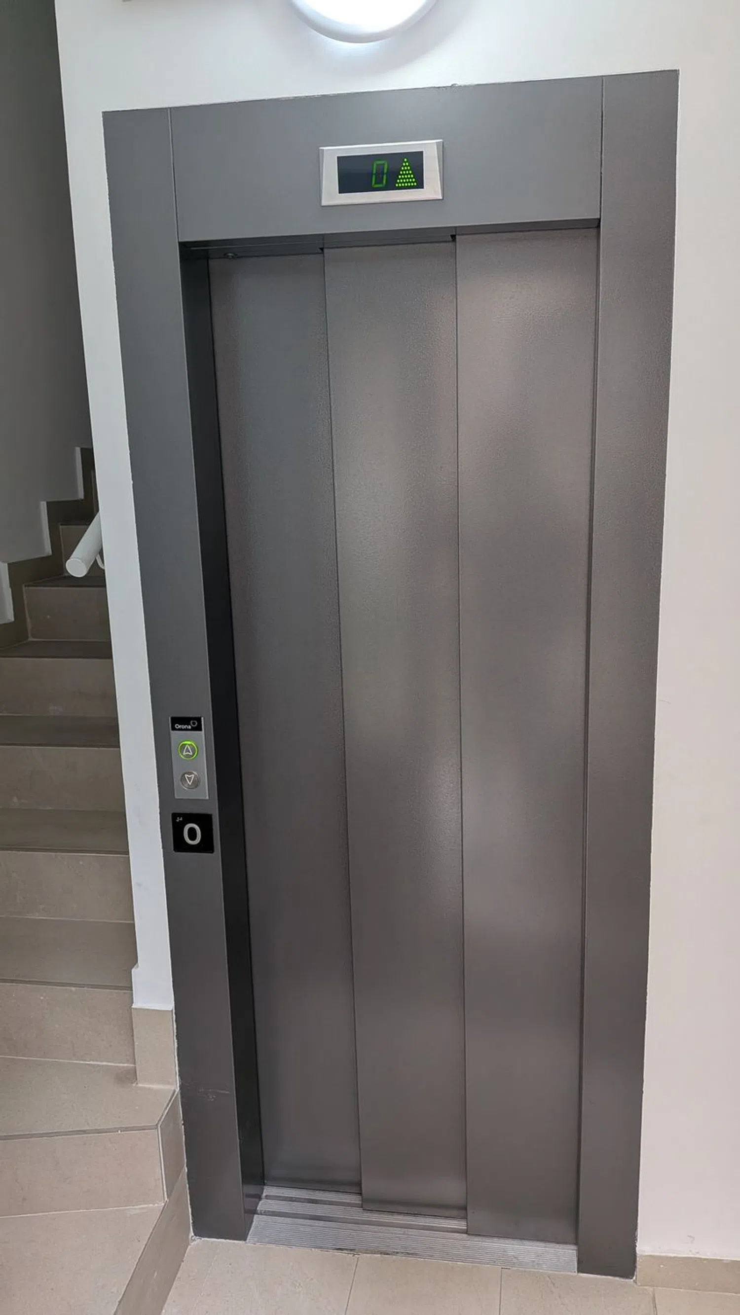 Piso en calle de la Infanta Mercedes, 12 - Foto 23