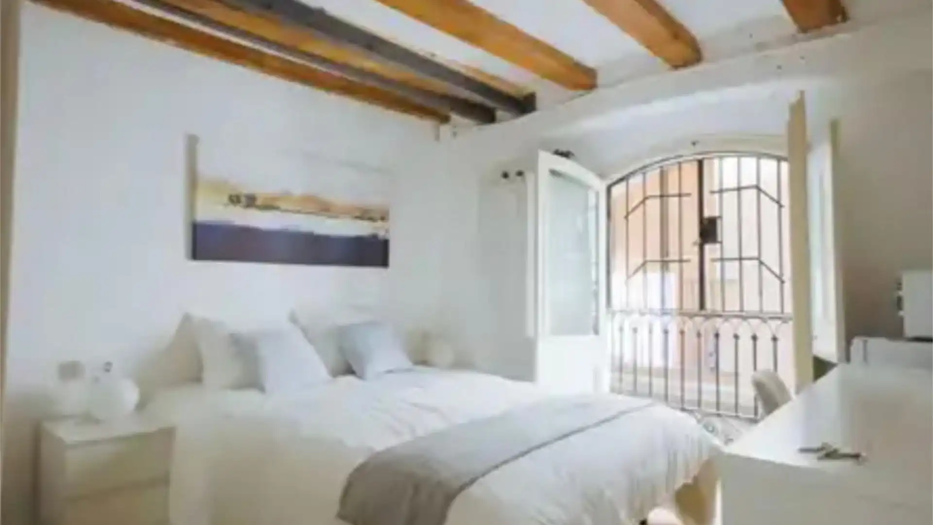 Piso en  Carrer de Sant Pere Més Baix 28 - Foto 4