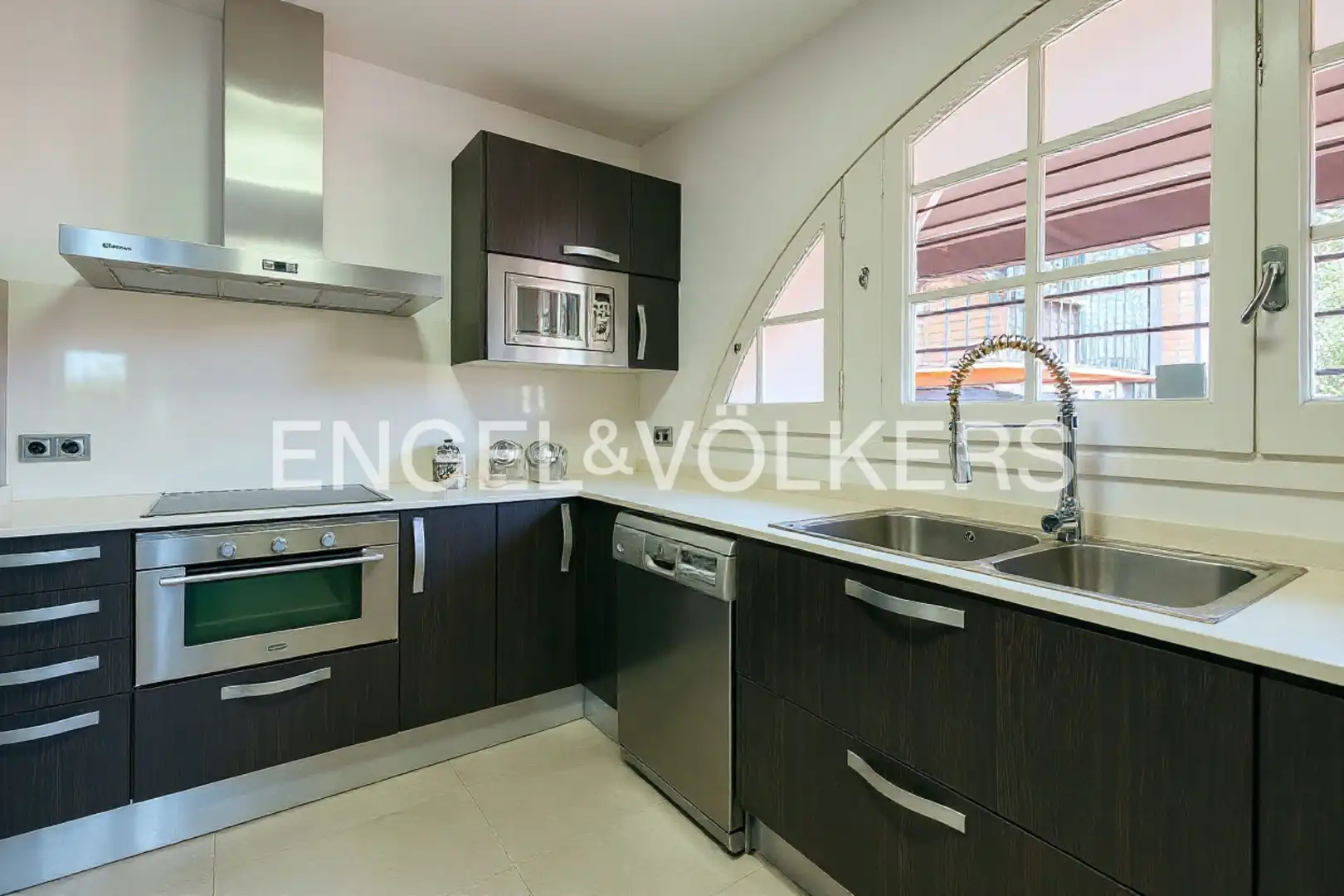 Chalet en Esplugues de Llobregat - Foto 9