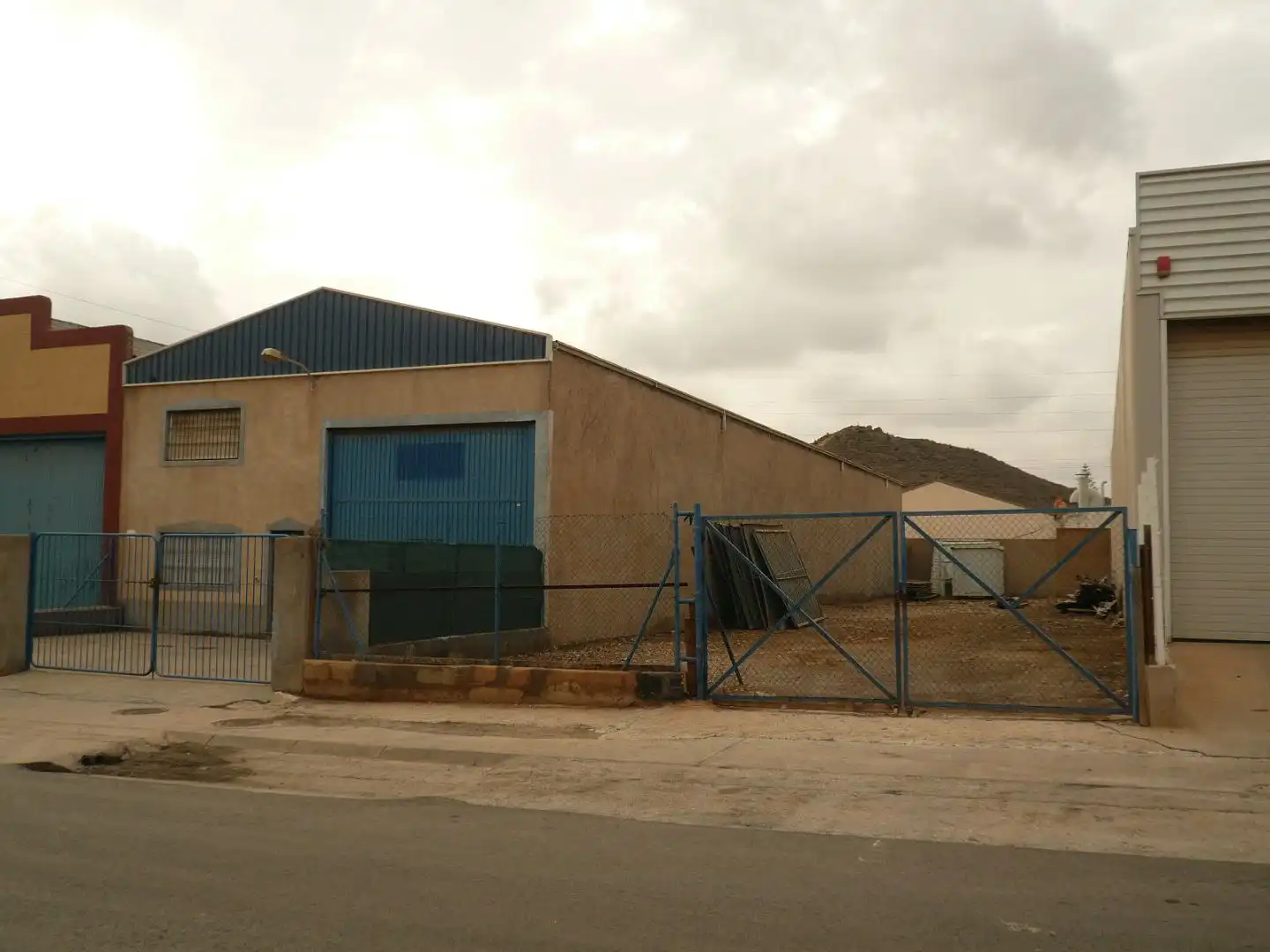 Terreno Industrial en  Calle Viena 20D - Foto 4
