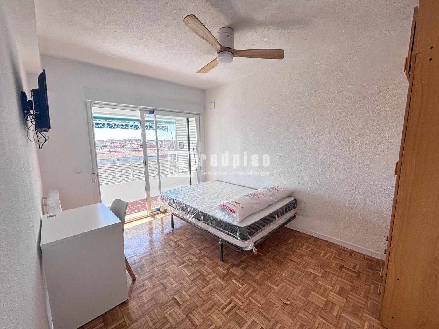 Piso en Juan de la Cierva - Foto 4