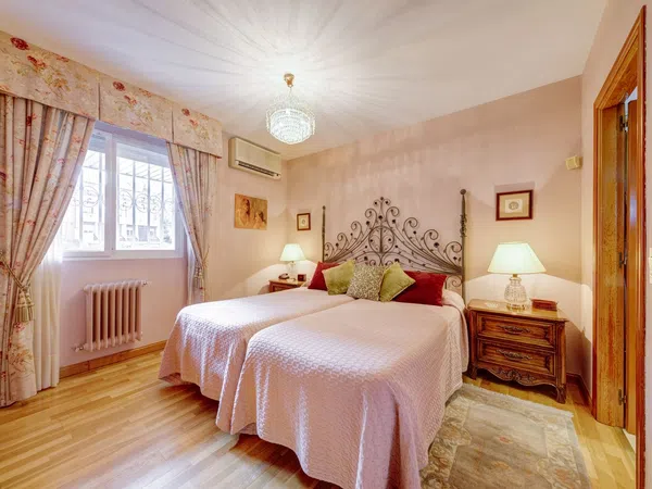 Chalet adosado en Barrio Valdezarza - Foto 29