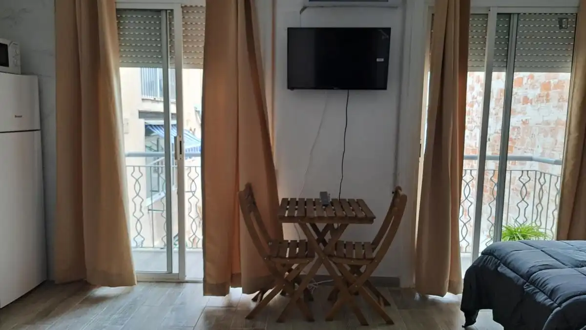Estudio en L'Hospitalet de Llobregat - Foto 9