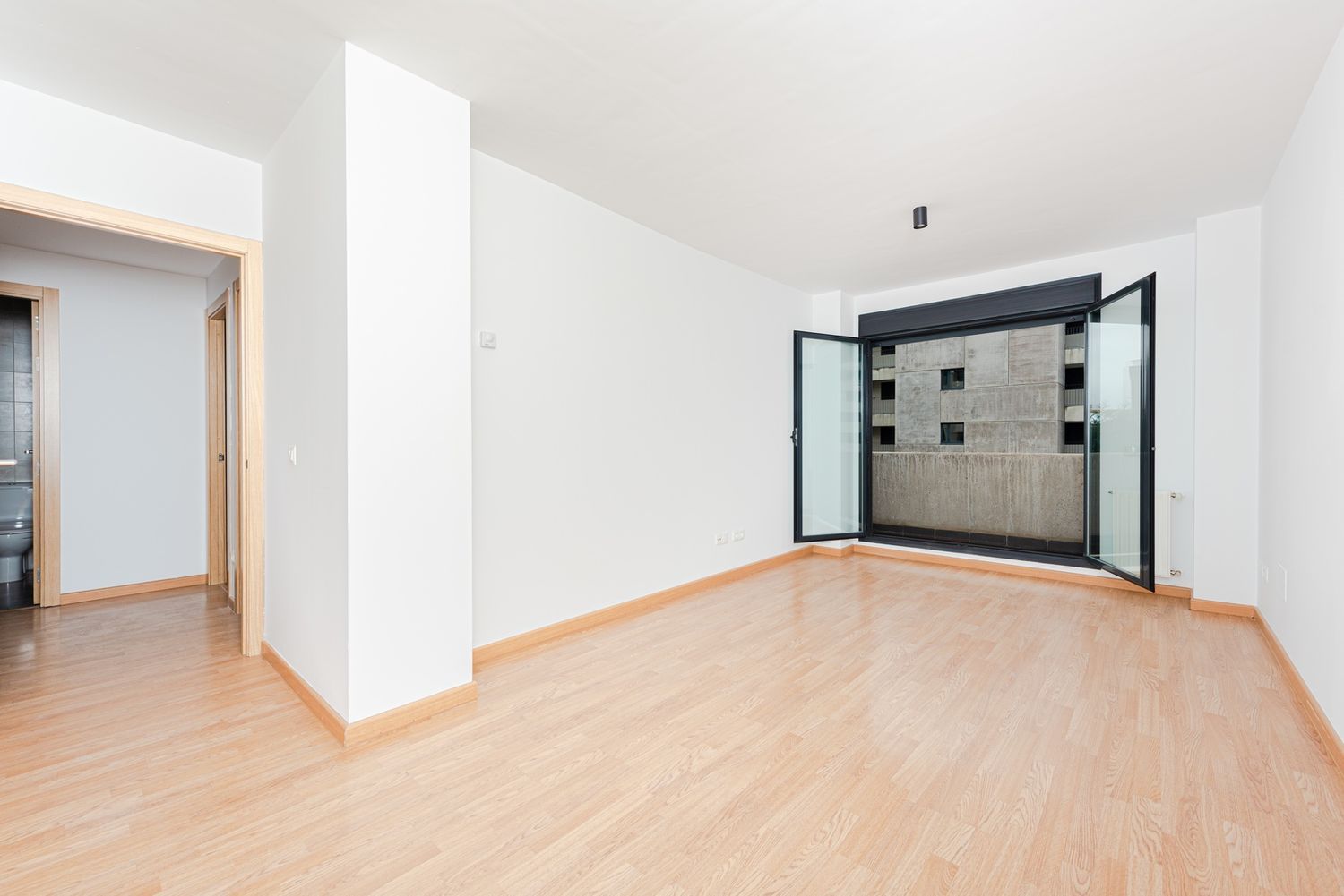 Piso en calle Juan Gris - Foto 4