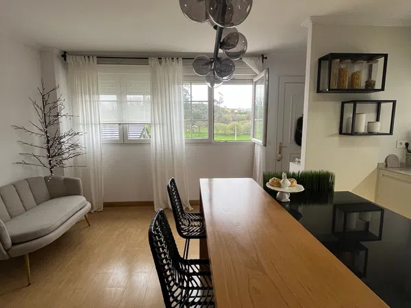 Chalet adosado en Barrio San Pedro, 24 V - Foto 2