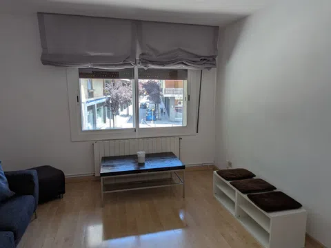 Piso en avenida Lluís Companys, 33