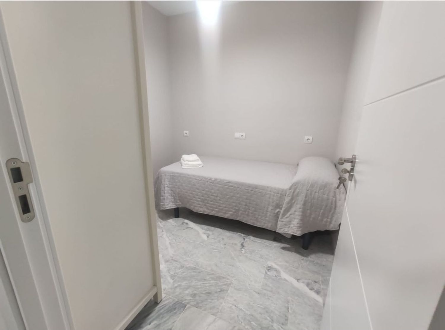 Piso en constancia, 20, López de Gomara - Foto 3
