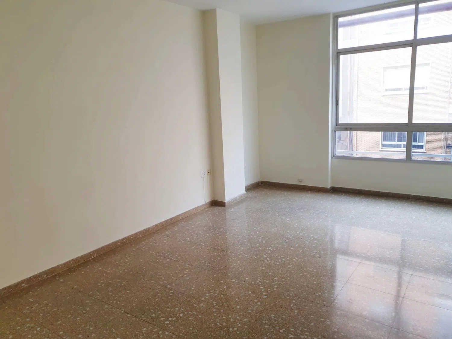 Piso en calle de Lluís Oliag, 62 - Foto 3