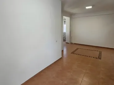 Piso en  Calle de La Alcarria 2 - Foto 3