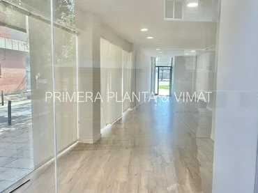 Local comercial en Mataró - Foto 2