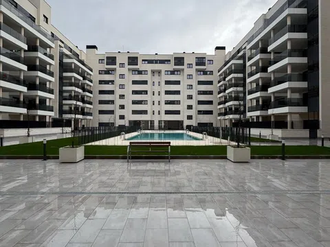 Ático en calle Océano Antártico, 4