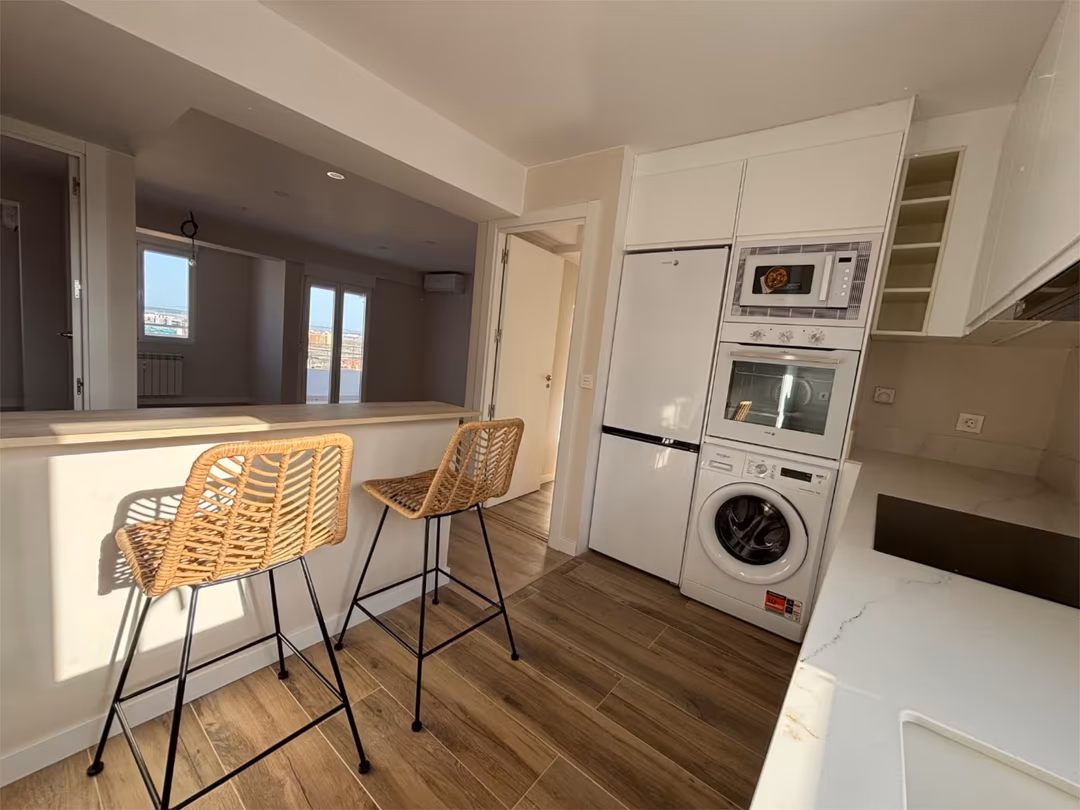 Piso en  Calle de Alonso V 17 - Foto 1