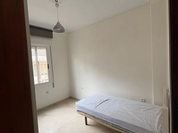 Piso en Barrio Ramón de Carranza - Madre Rafols - Foto 4