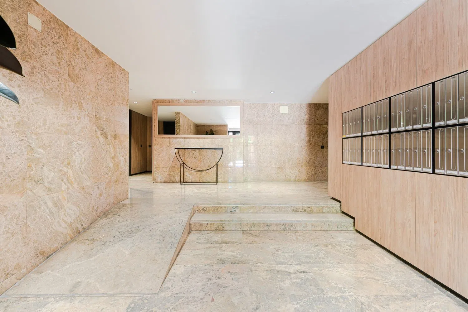 Estudio en calle de Diego Ayllón - Foto 19