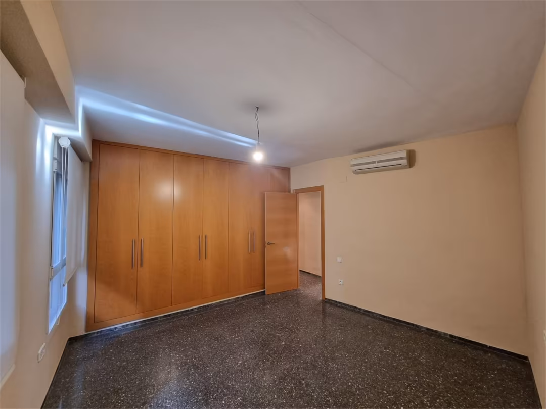 Piso en  Avinguda de Peris i Valero 143 - Foto 8