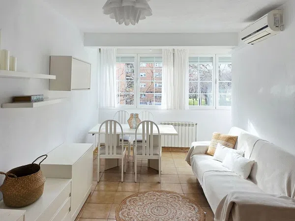 Piso en calle del General Millan Astray, 11