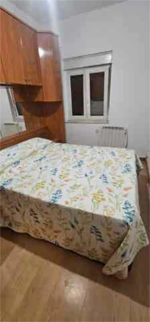 Piso en barrio - Foto 5