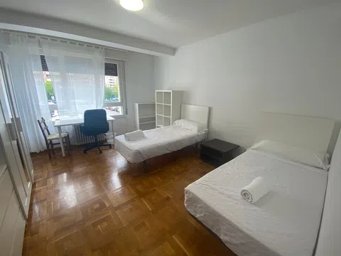 Piso en calle Esquíroz, 23 - Foto 6