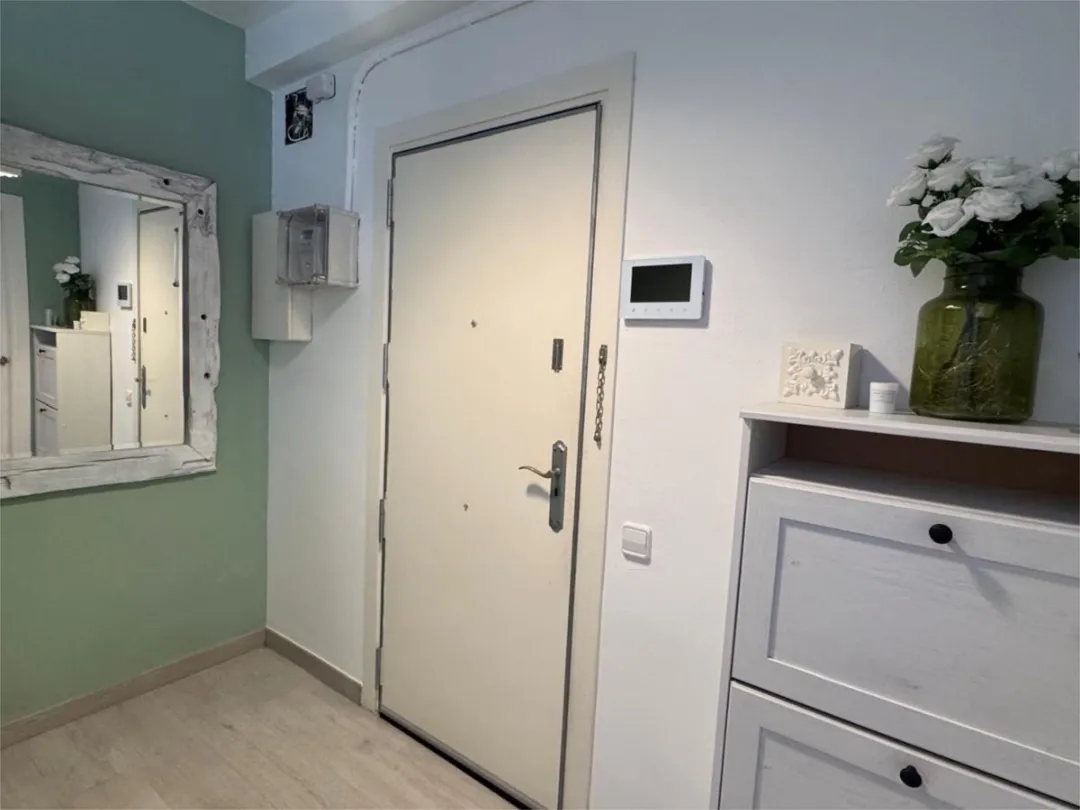 Piso en  Carrer de Joan Batllori 23 - Foto 2