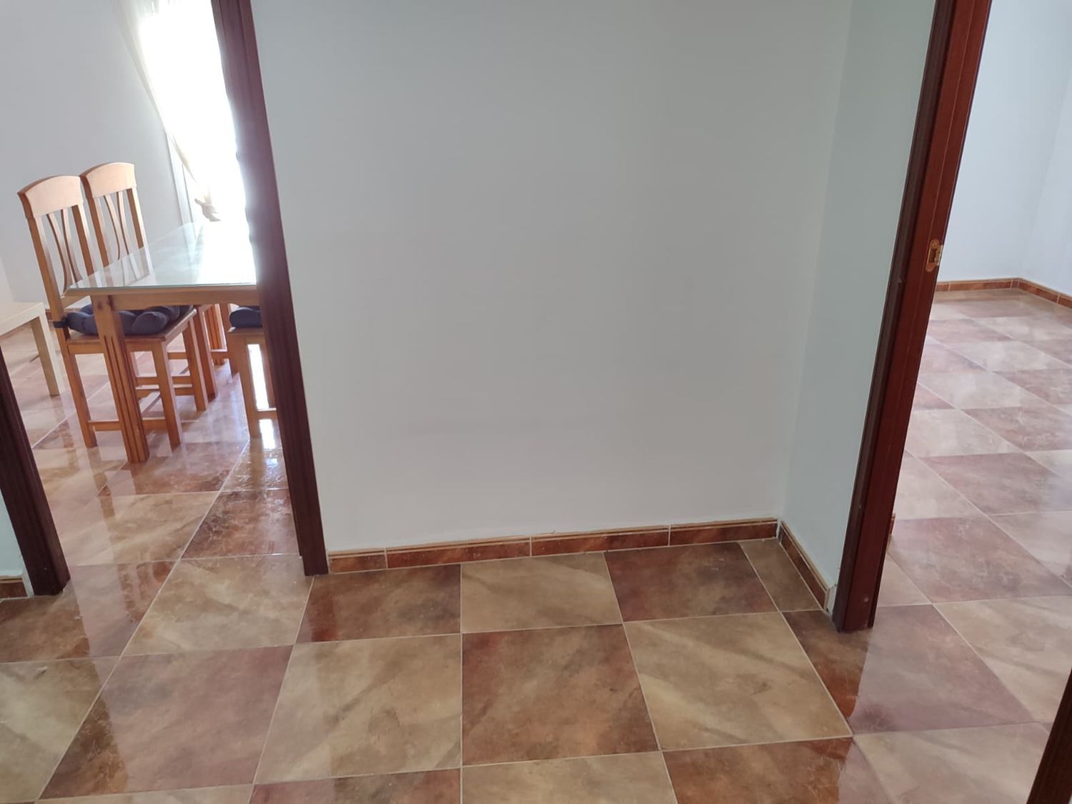 Chalet pareado en Camas - Foto 6