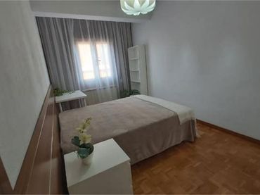 Piso en Circular - Foto 3