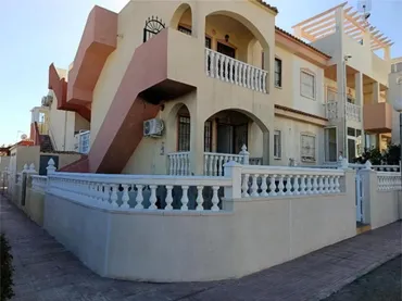 Chalet en  Calle Mercurio 7 - Foto 1