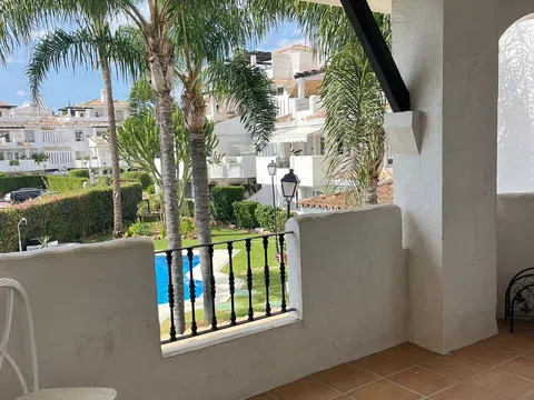 Piso en Urbanización Nueva Andalucía a, 7 Pj