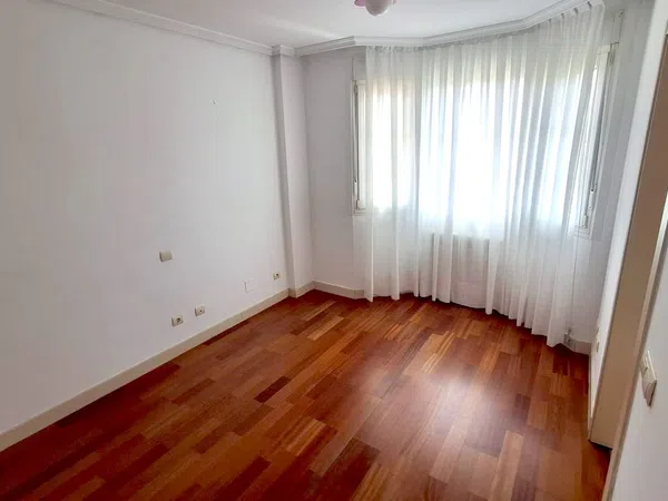 Chalet pareado en Avenida Bellas Artes, Zona norte - Foto 24
