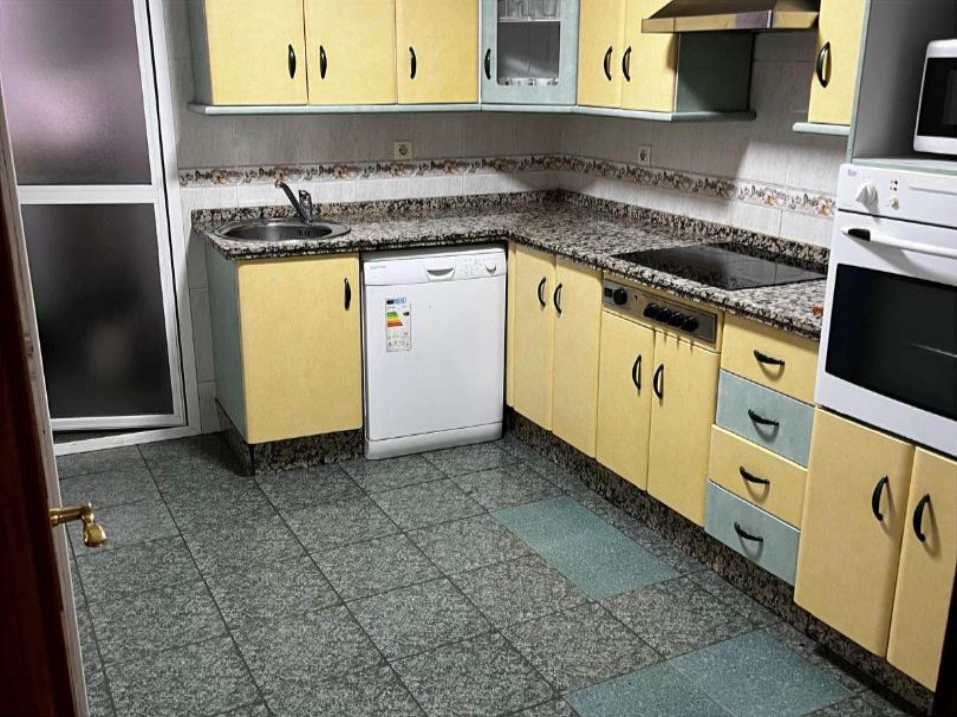 Piso en  Calle Antonio Maura 43 - Foto 2