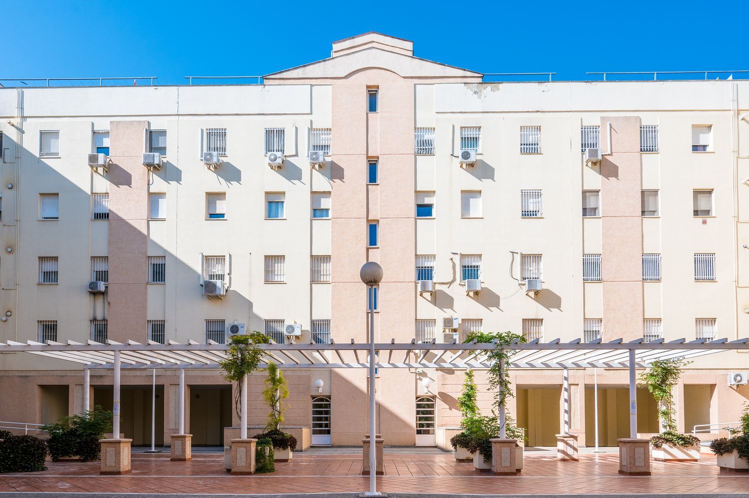 Piso en calle Párroco Antonio González Abato, 18 - Foto 1