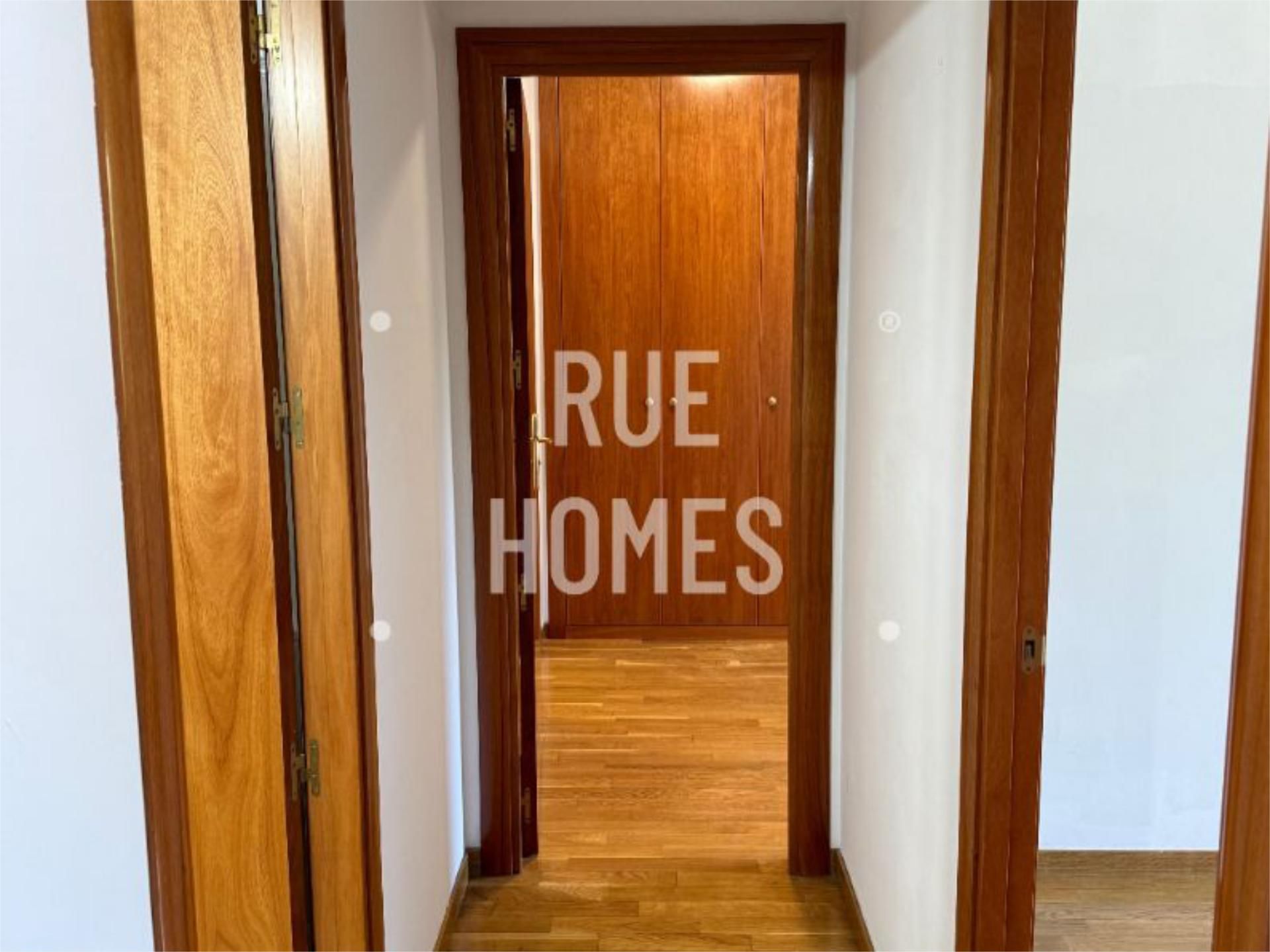 Piso en  Plaça de Maria Vinyes 3 - Foto 12