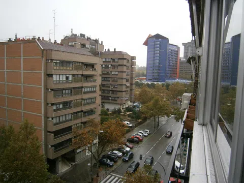 Piso en calle del Corazón de María, 19