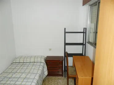 Piso en Cruz de los Caidos - Foto 3