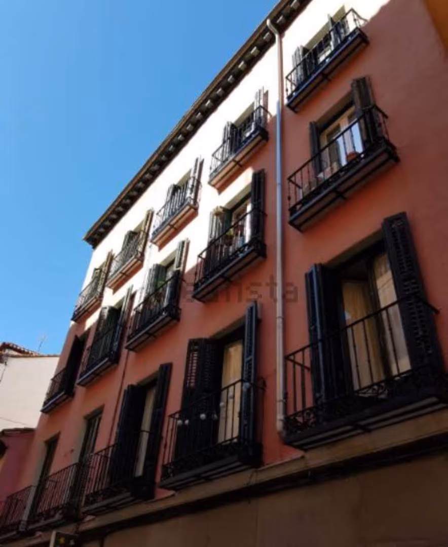 Piso en  Calle de los Tres Peces 21 - Foto 13