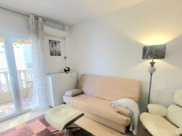 Estudio en Calle Rubén Darío, 8 - Foto 1