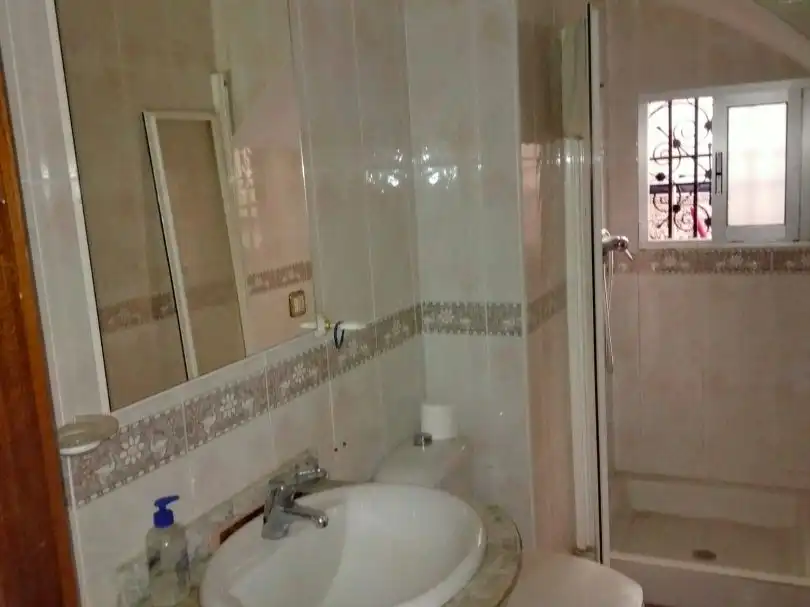 Casa adosada en  Avenida de los Almogávares 36 - Foto 6