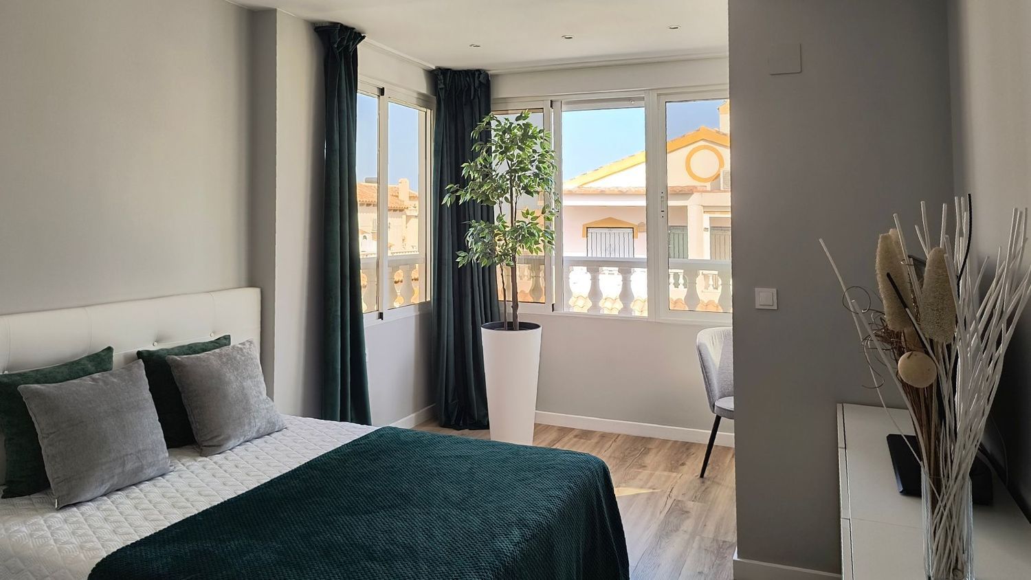 Chalet adosado en Plaza H-1 Villa Rosa, 6 b, Los Balcones y los Altos - Foto 5