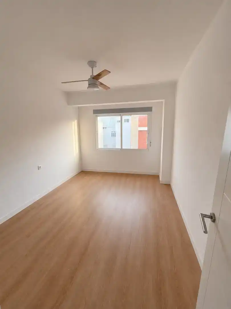 Piso en  Calle Rodrigo Vivas Miras 47 - Foto 4