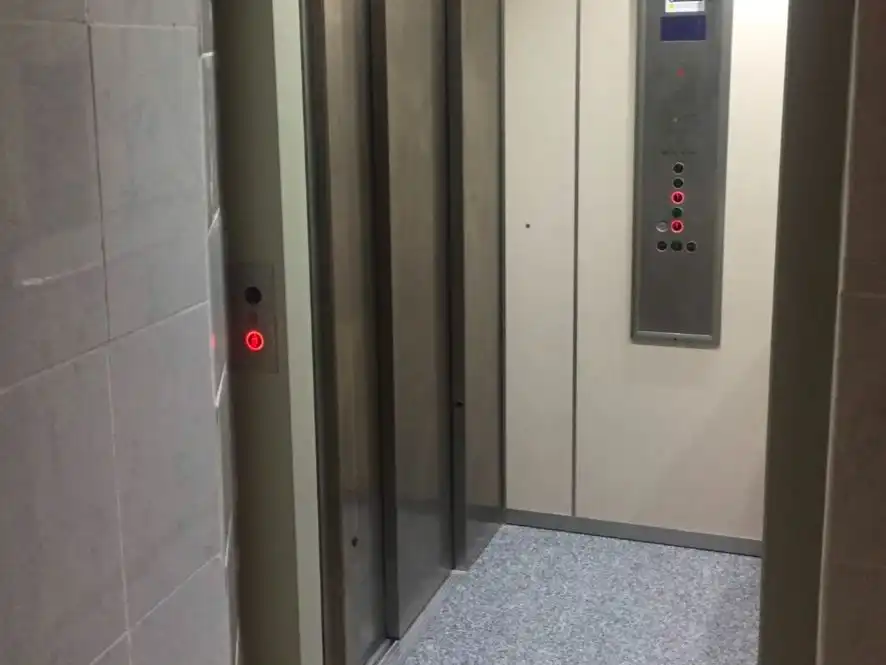 Piso en  Calle Merida 8 - Foto 9