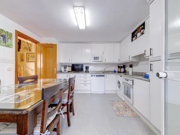 Chalet adosado en Barrio Valdezarza - Foto 21