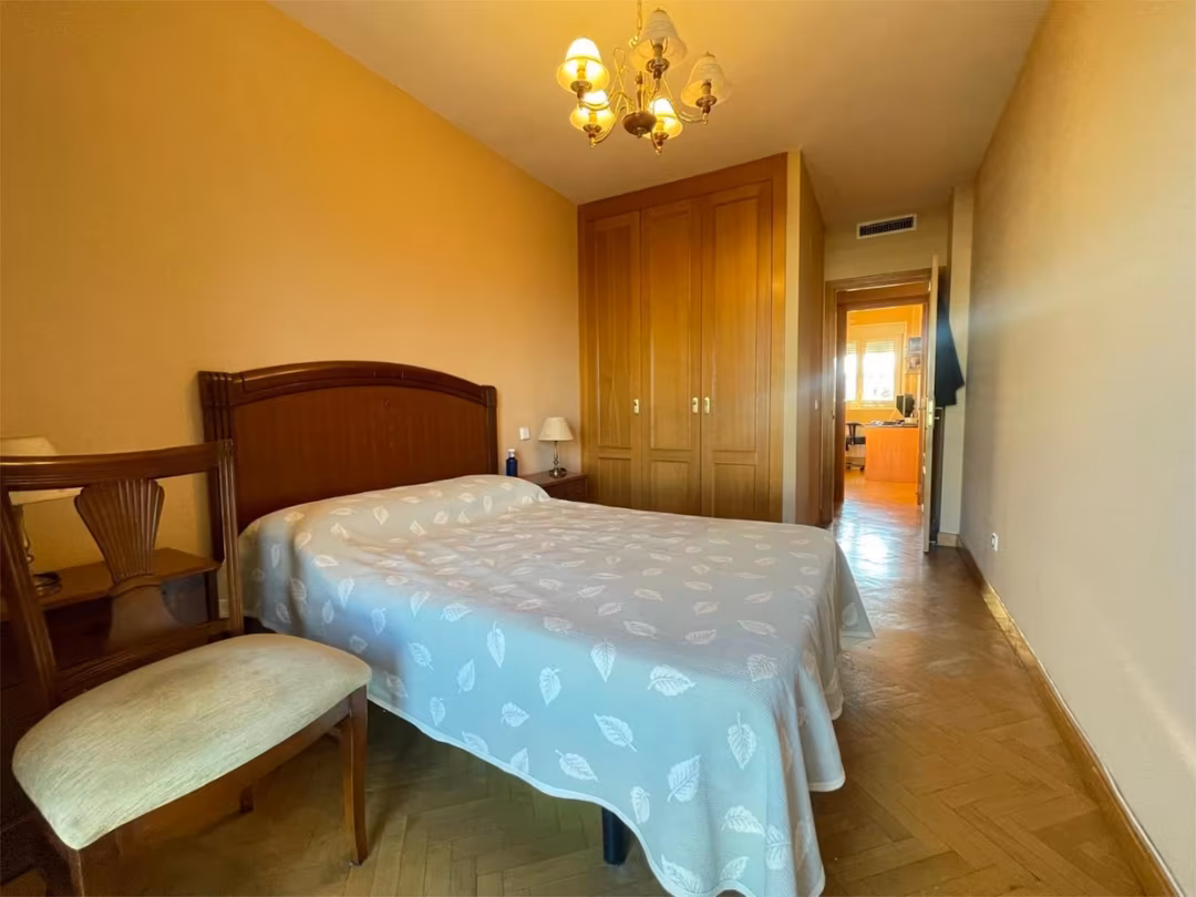 Piso en  Avenida de Camilo José Cela 11 - Foto 19