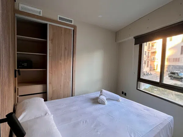 Estudio en calle San Vicente, 8 - Foto 9