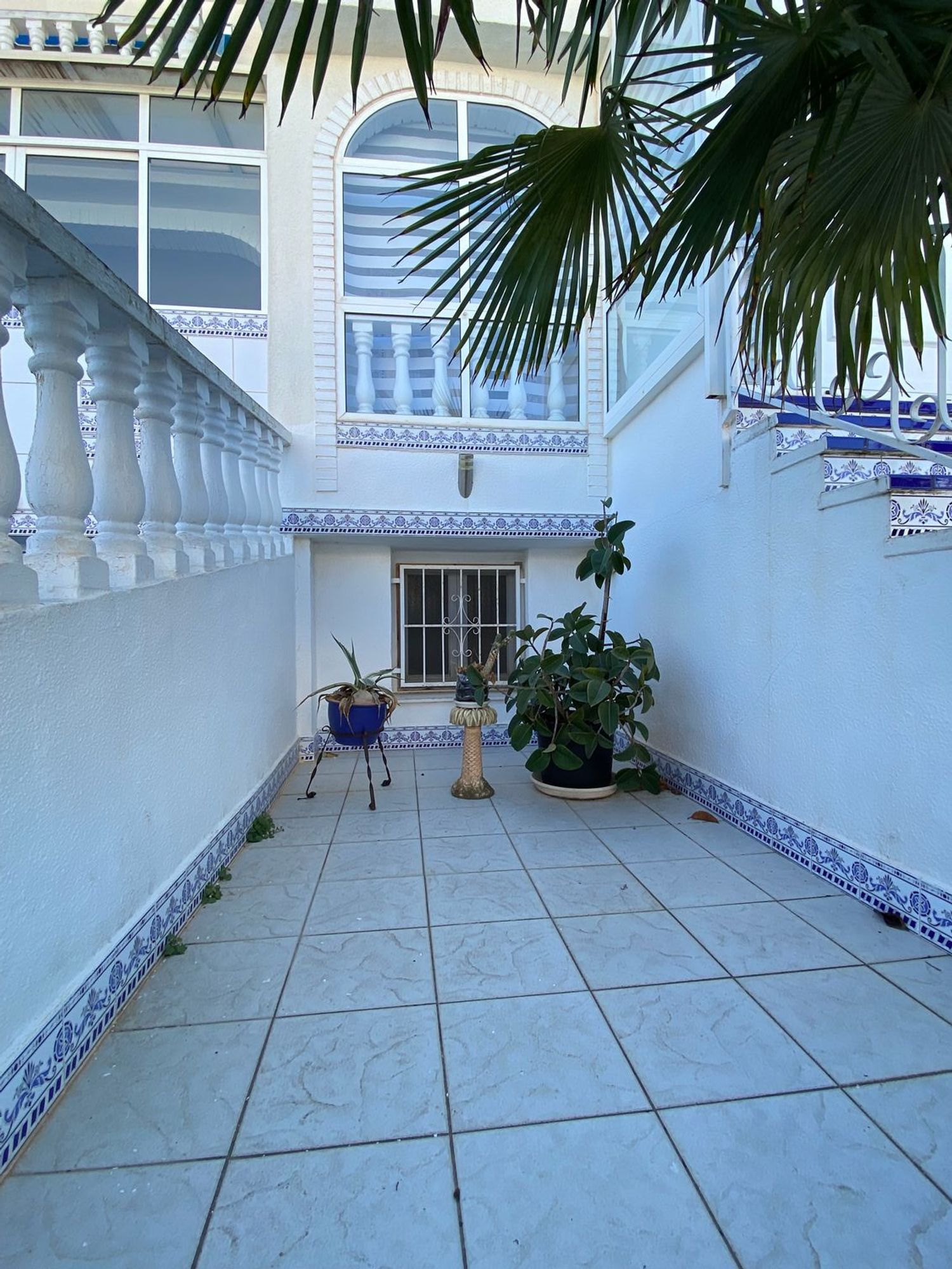 Chalet adosado en Urbanización Torrealmendros, 1, La Siesta - El Salado - Torreta - Foto 2