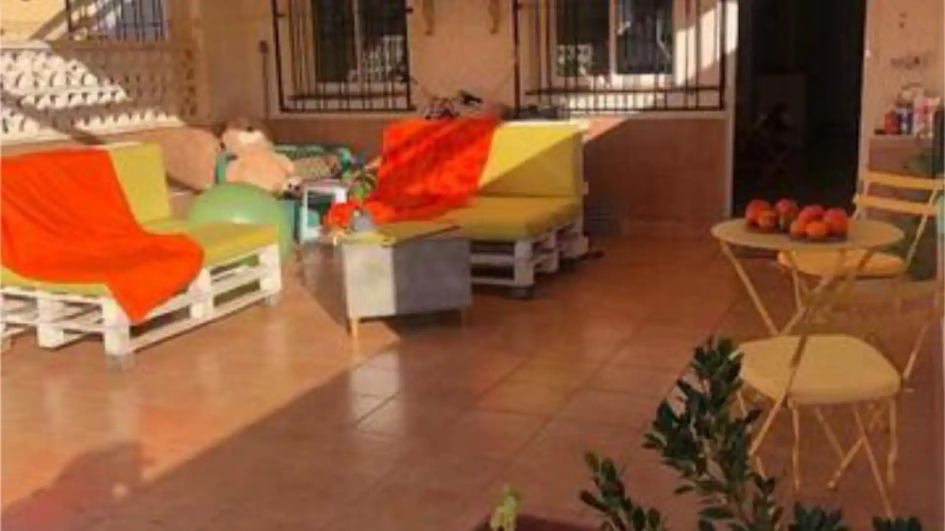 Chalet en calle los nardos 20 - Foto 2