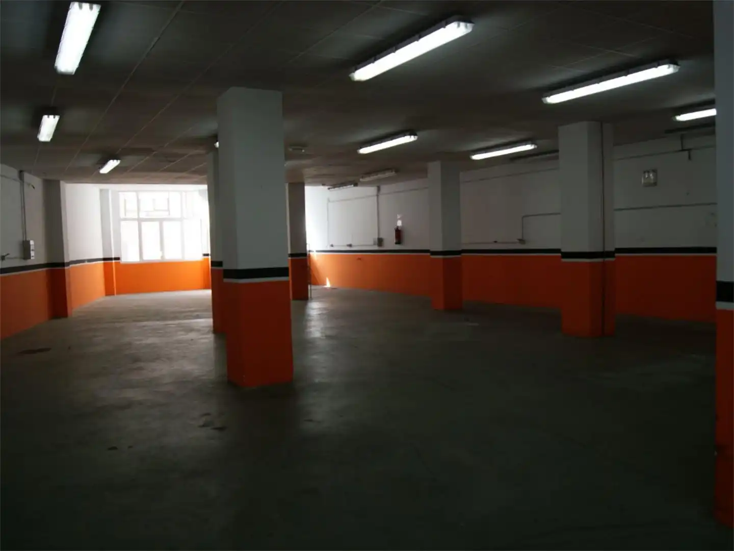 Local comercial en  Calle Vázquez de Mella 73 - Foto 4
