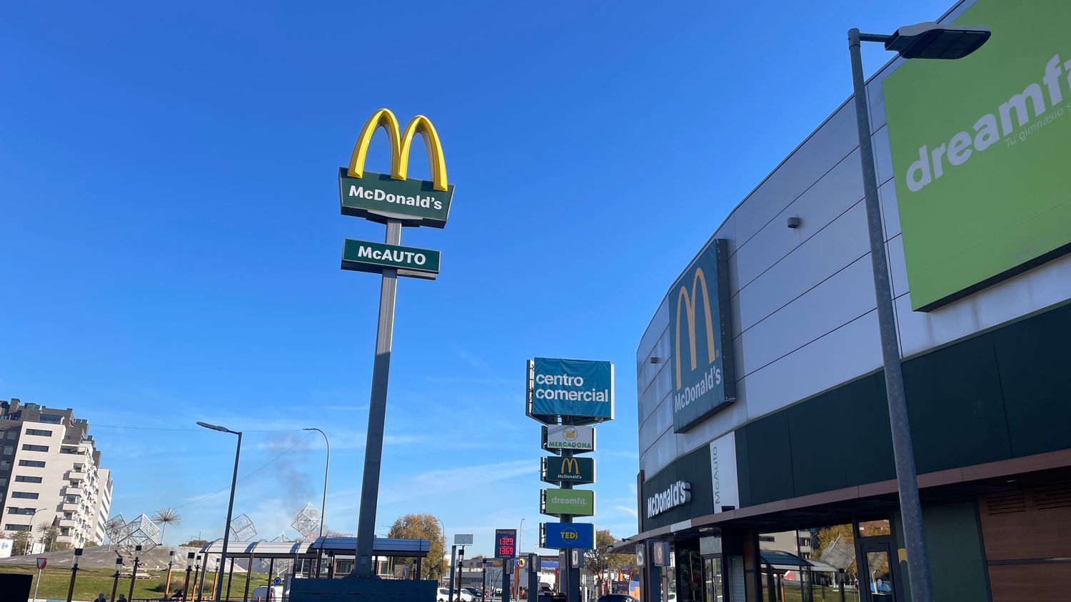 Piso en avenida Carlos V, 34 - Foto 24